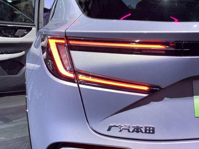 2023 Guangzhou Auto Show: GAC Honda's pure electric car model e: NP2 makes its debut.