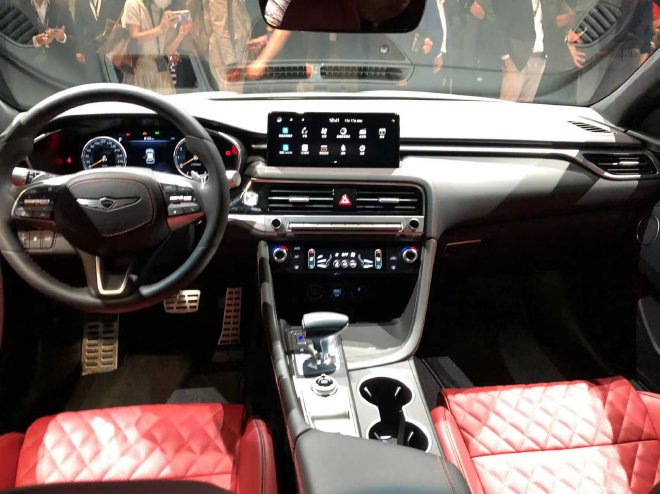 2023 Guangzhou Auto Show: Jeane Saisi X CONVERTIBLE debuts