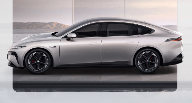 East Wind eπ 007 will be launched in the first half of next year: extended range / pure electric sedan, electric scissor door design.