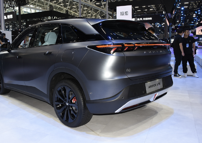 New Alpha T5 SUV: Pre-Sale Starts with 800V High-Voltage Super Charging