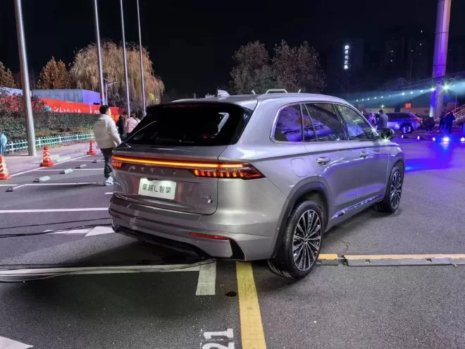 Geely's China Star Intelligent Dual Engine: New Models, Improved Design, and Power