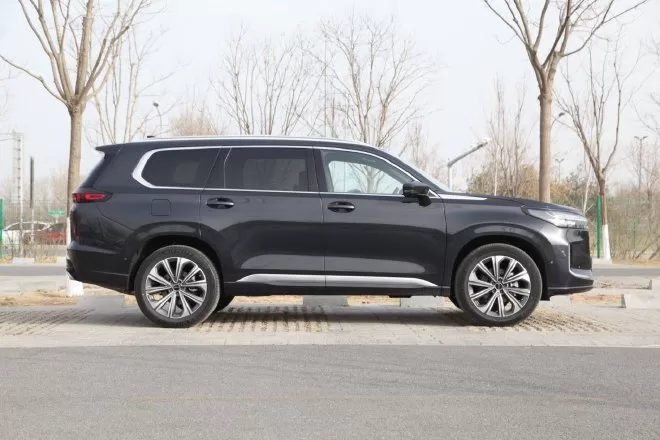 Experience the Upgrades and Changes of the International Star Road Moon SUV