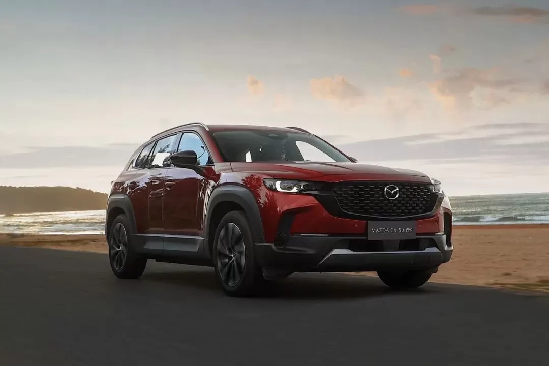 Discover the New Mazda CX-50: Advantages, Disadvantages, and Design Innovations