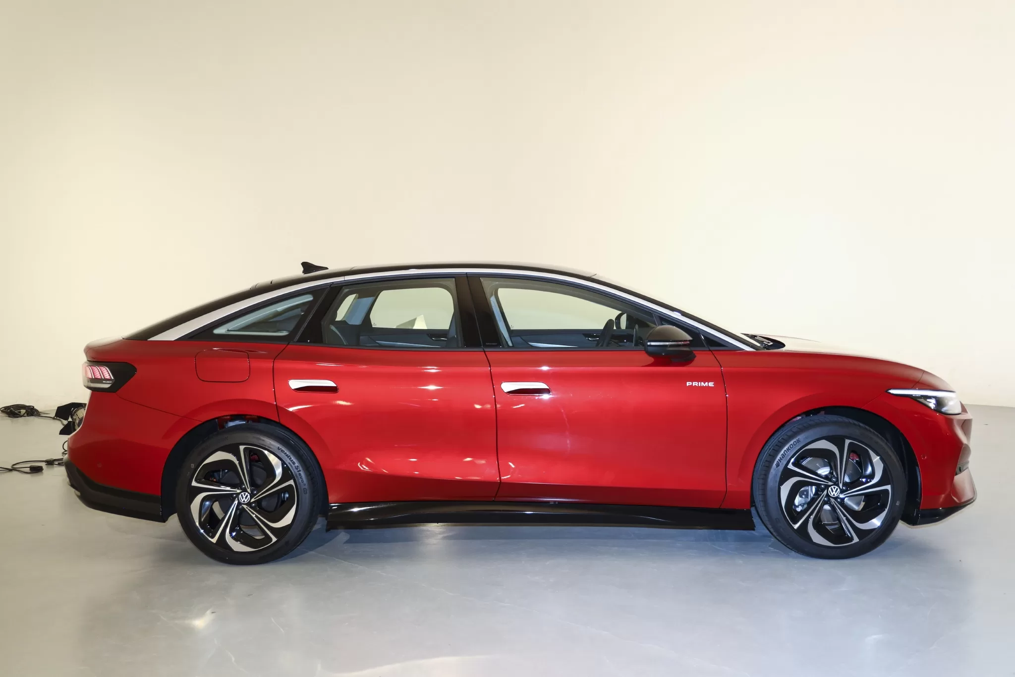 Discover the Volkswagen ID.7 VIZZION: Price, Design, and Performance