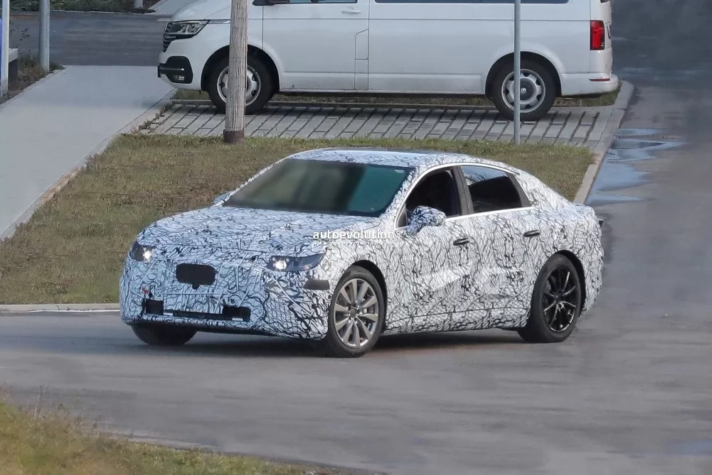 Exclusive Spy Photos of Mercedes-Benz C-Class Electric Version Revealed by AutoEvolution