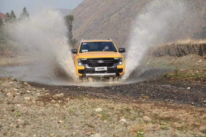 Unveiling the All-New Ford Ranger: Off-Road Test Drive & In-Depth Review