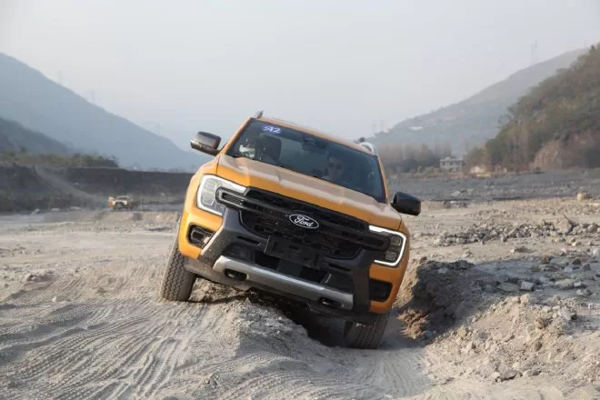 Unveiling the All-New Ford Ranger: Off-Road Test Drive & In-Depth Review