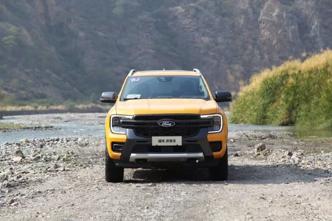 Unveiling the All-New Ford Ranger: Off-Road Test Drive & In-Depth Review