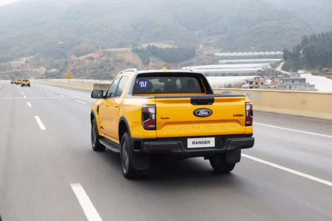 Unveiling the All-New Ford Ranger: Off-Road Test Drive & In-Depth Review