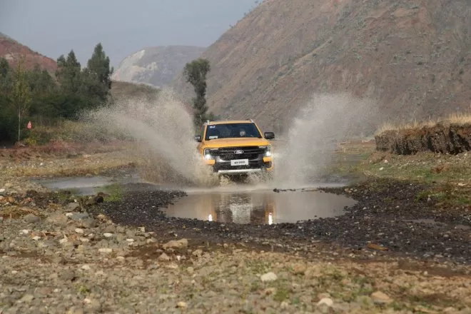 Unveiling the All-New Ford Ranger: Off-Road Test Drive & In-Depth Review