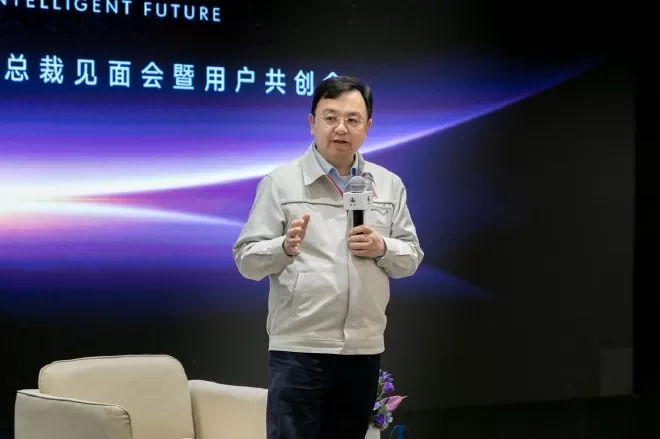 BYD Group Chairman Wang Chuanfu Leads Tengshi D9 PREMIER Founder's Meeting in Shenzhen, China