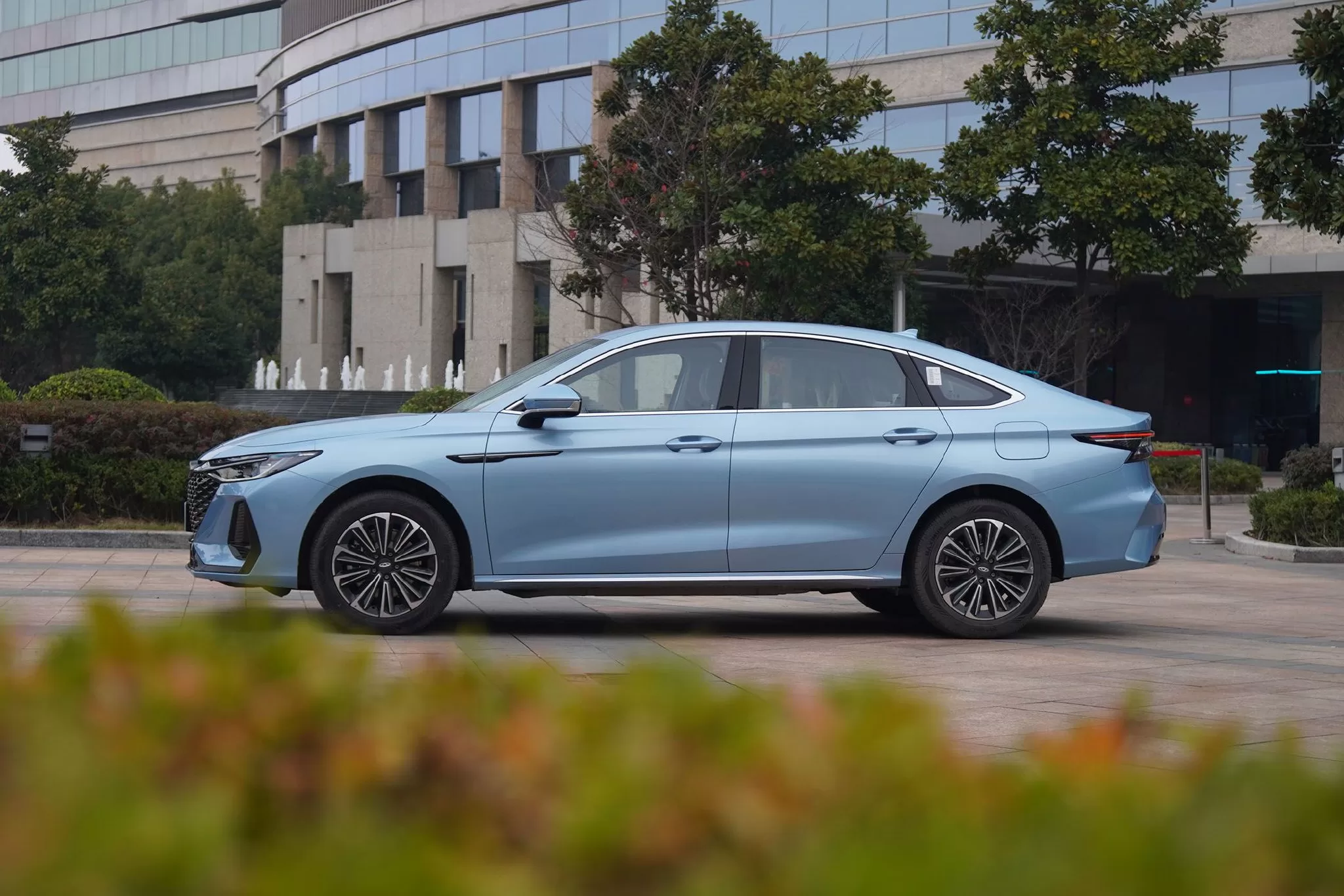 Chery Fengyun A8: Latest C-DM System & 1400km Range