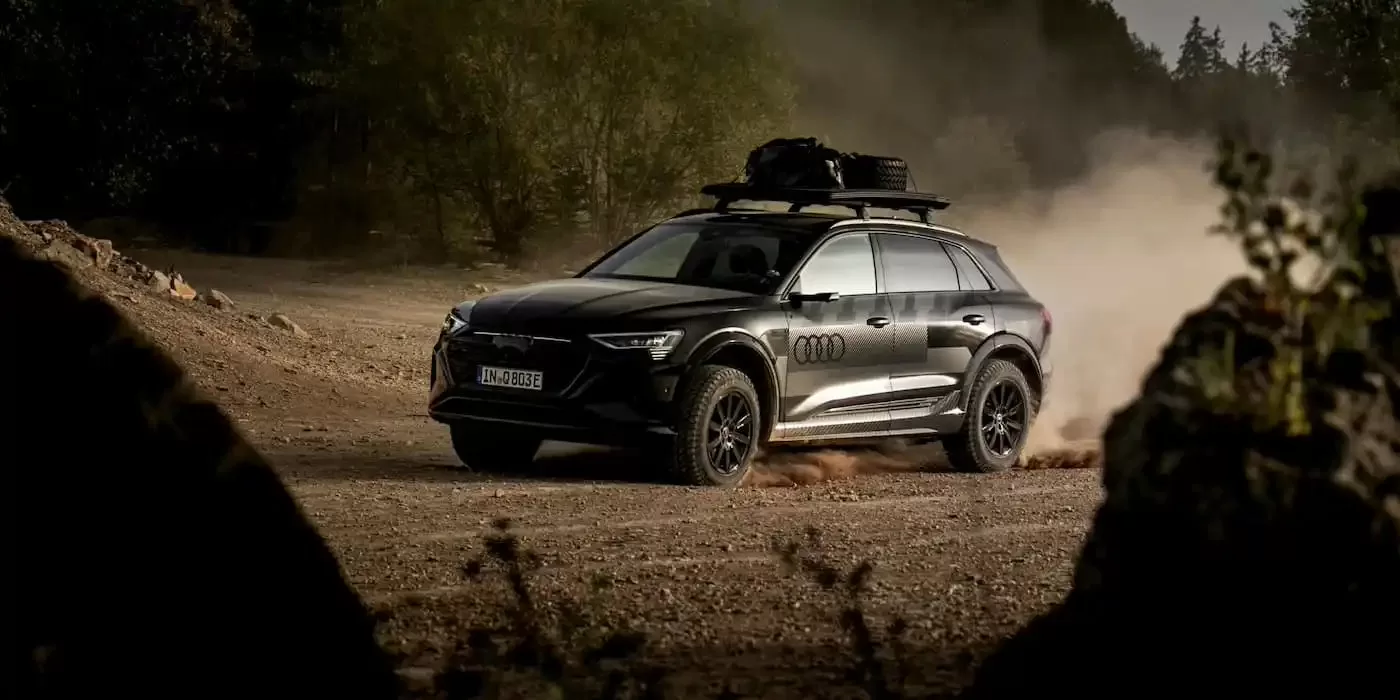 Audi Unveils Limited Edition Q8 e-tron Dakar Model for 2024 Rally Enthusiasts