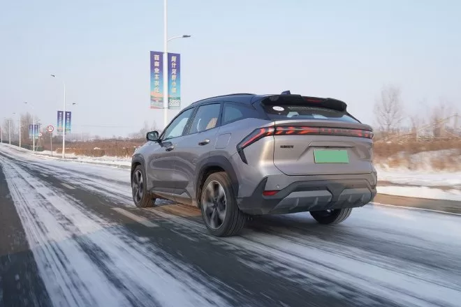 Geely Galaxy L7: A Winter Test Drive in Harbin