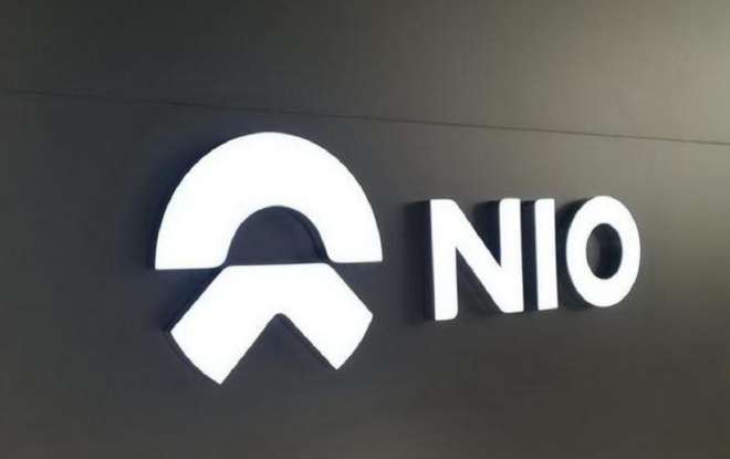 NIO's Mobile Business Shake-Up: Head of Mobile Resigns, Hardware Head Takes Over