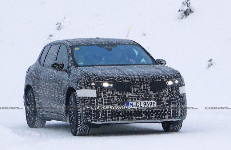 2025 BMW iX3: Spy Photos of New Generation Model Testing on Road