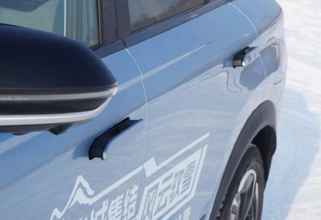 Chery Fengyun A8 and T6: Ice and Snow Test Drive Experience