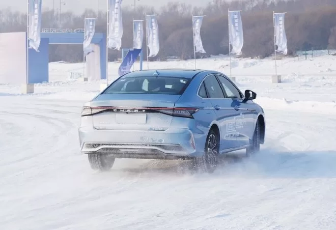 Chery Fengyun A8 and T6: Ice and Snow Test Drive Experience
