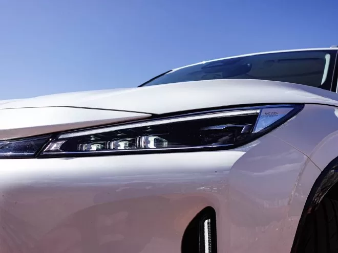 Roewe D5 X DMH: A Comprehensive Review of the Latest Plug-In Hybrid Model