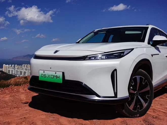 Roewe D5 X DMH: A Comprehensive Review of the Latest Plug-In Hybrid Model