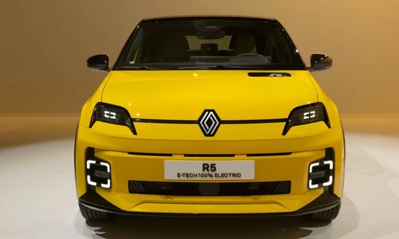 Renault 5 Electric Car: Affordable and Stylish Option at 25,000 Euros