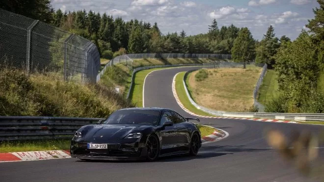 Porsche Taycan: Redefining Electric Car Performance & Racing Technology