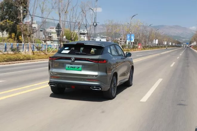 Changan UNI-Z: A Stylish, High-Tech Mid-Size SUV with New Power System