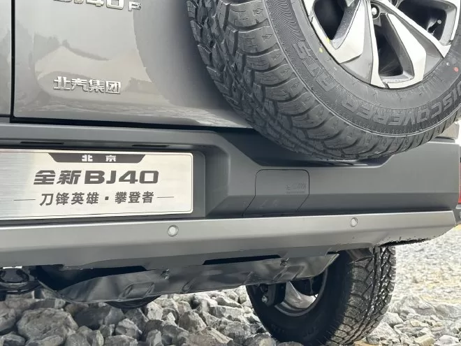 Discover the New BJ40 Blade Hero Edition: A Hardcore Off-Road Beast with Trendy Design & Advanced Features