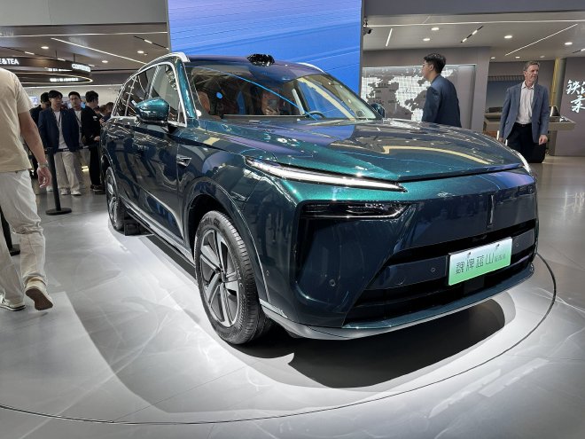 2024 Beijing Auto Show: Wei Brand Unveils Smart Driving Edition & Accelerates Global Expansion