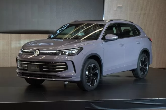 SAIC Volkswagen Touareg L Pro: The Future of Intelligent SUVs Unveiled