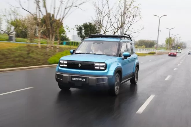 Baojun E300 Plus: A Stylish and Feature-Packed Electric SUV Under 100,000 Yuan