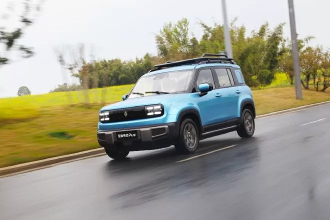 Baojun E300 Plus: A Stylish and Feature-Packed Electric SUV Under 100,000 Yuan