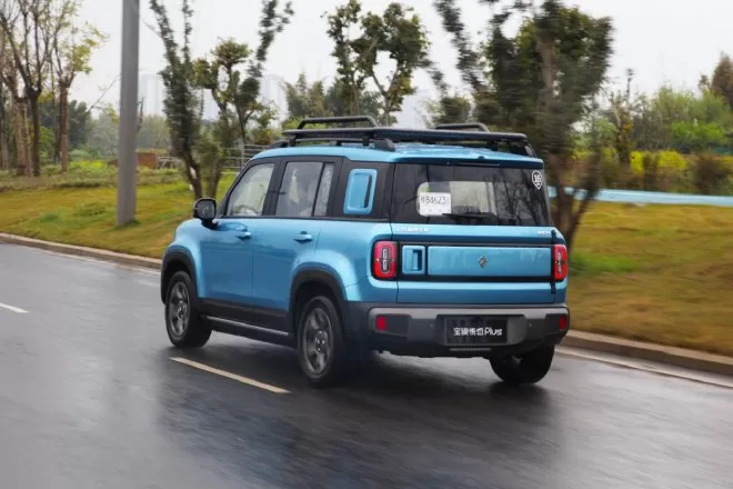 Baojun E300 Plus: A Stylish and Feature-Packed Electric SUV Under 100,000 Yuan