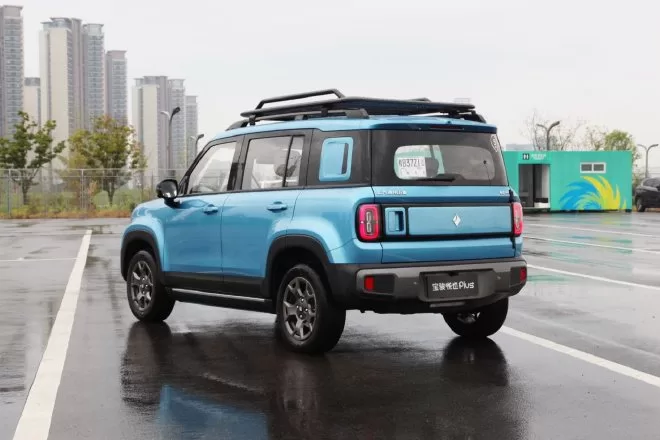 Baojun E300 Plus: A Stylish and Feature-Packed Electric SUV Under 100,000 Yuan