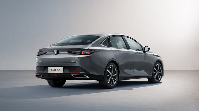 Changan Yidong: A Closer Look at the Stylish and Advanced Third Generation Sedan