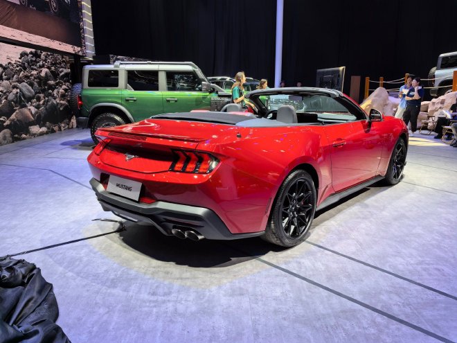 Ford Mustang and Bronco Unveiled at 2024 Beijing Auto Show: Price, Design, and Performance Revealed!