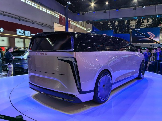 StarRoad E08 Concept: A Glimpse into the Future of MPVs at Beijing Auto Show 2024