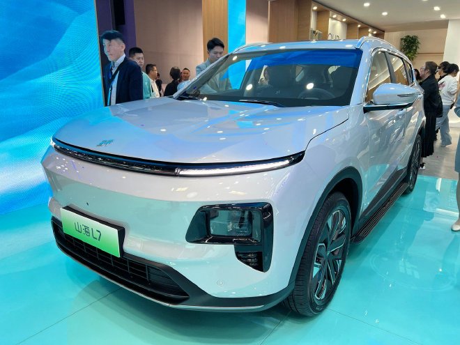 Jetour Unveils New Models at Beijing Auto Show 2024, Dominating Hybrid Off-Road Market