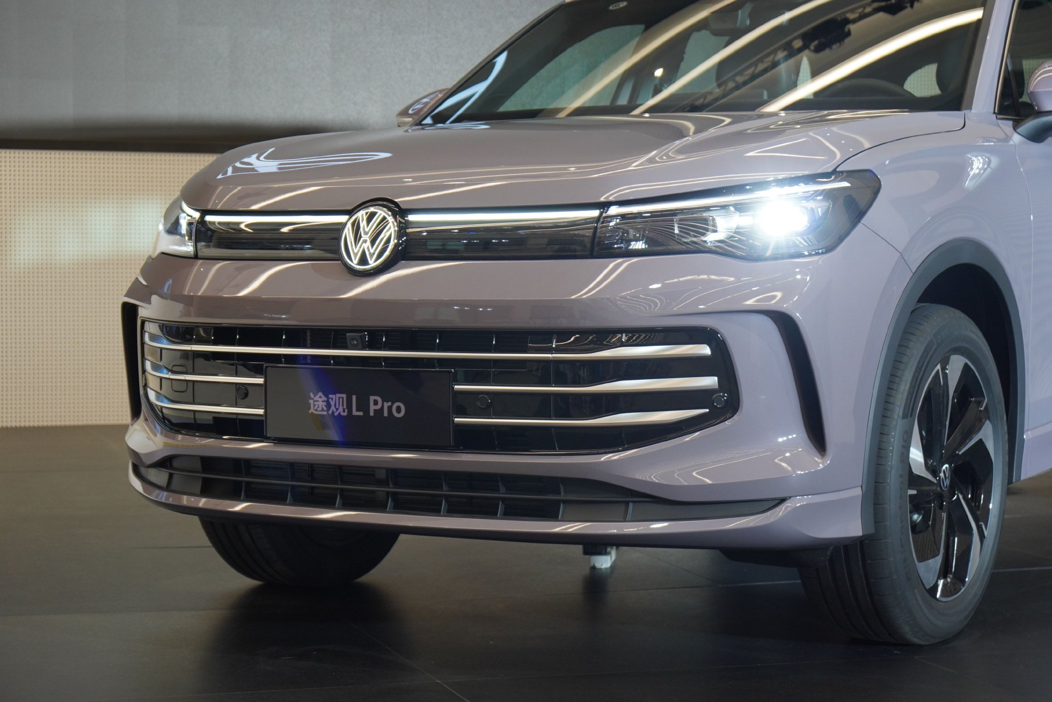 SAIC Volkswagen Launches All-New Tiguan L PRO: Features, Prices, and Special Offers