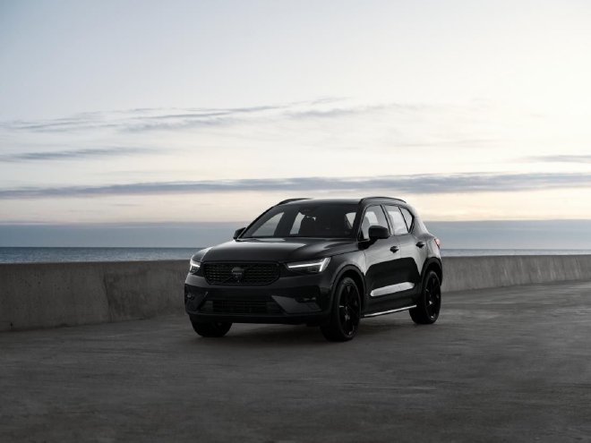 Discover the All-New Volvo XC40 Midnight Black: A Stylish and Safe Urban Companion!