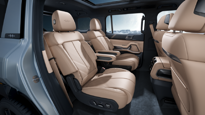 TSN Leopard 8 SUV: Interior Images & Features Revealed - A Perfect Blend of Toughness and Technology!