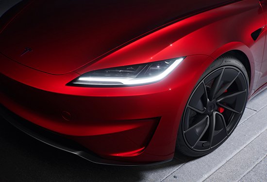 Tesla Model 3 High-Performance Version: Specs, Design, and Performance Revealed!