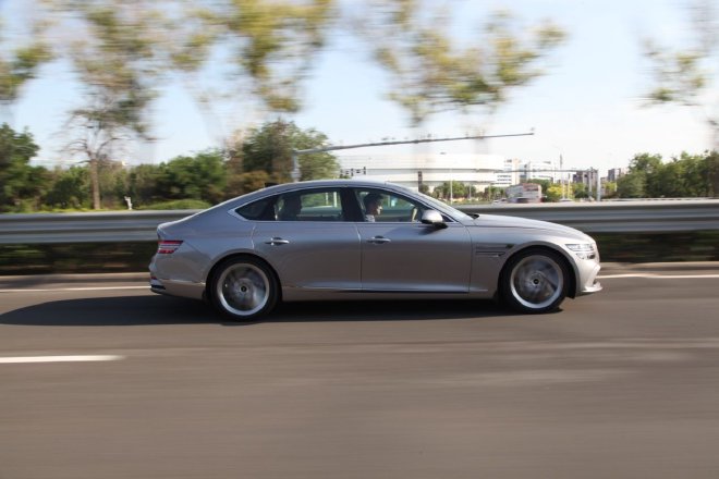 Experience Luxury: Genesis G80 vs. GV80 Coupe Test Drive Review