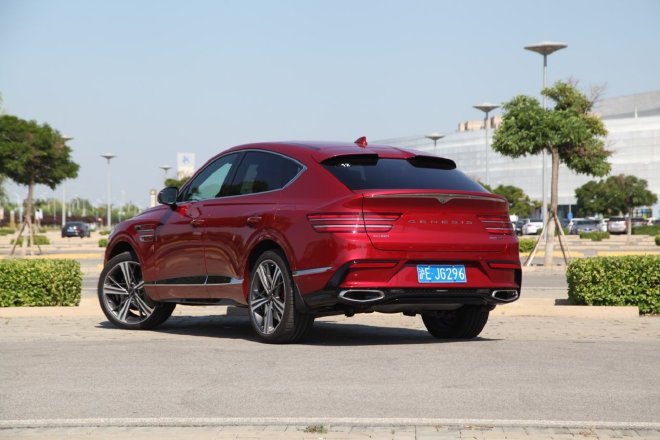 Experience Luxury: Genesis G80 vs. GV80 Coupe Test Drive Review