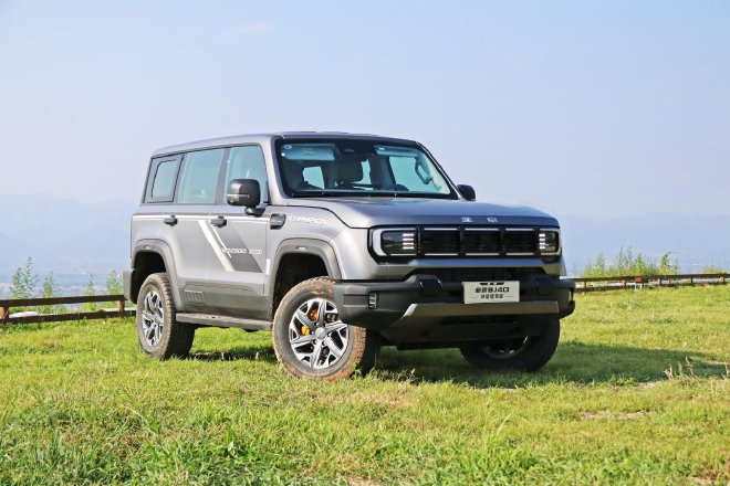 Unveiling the BJ40 Champion Edition: Off-Road Benchmark with 5 Championships in 4 Years