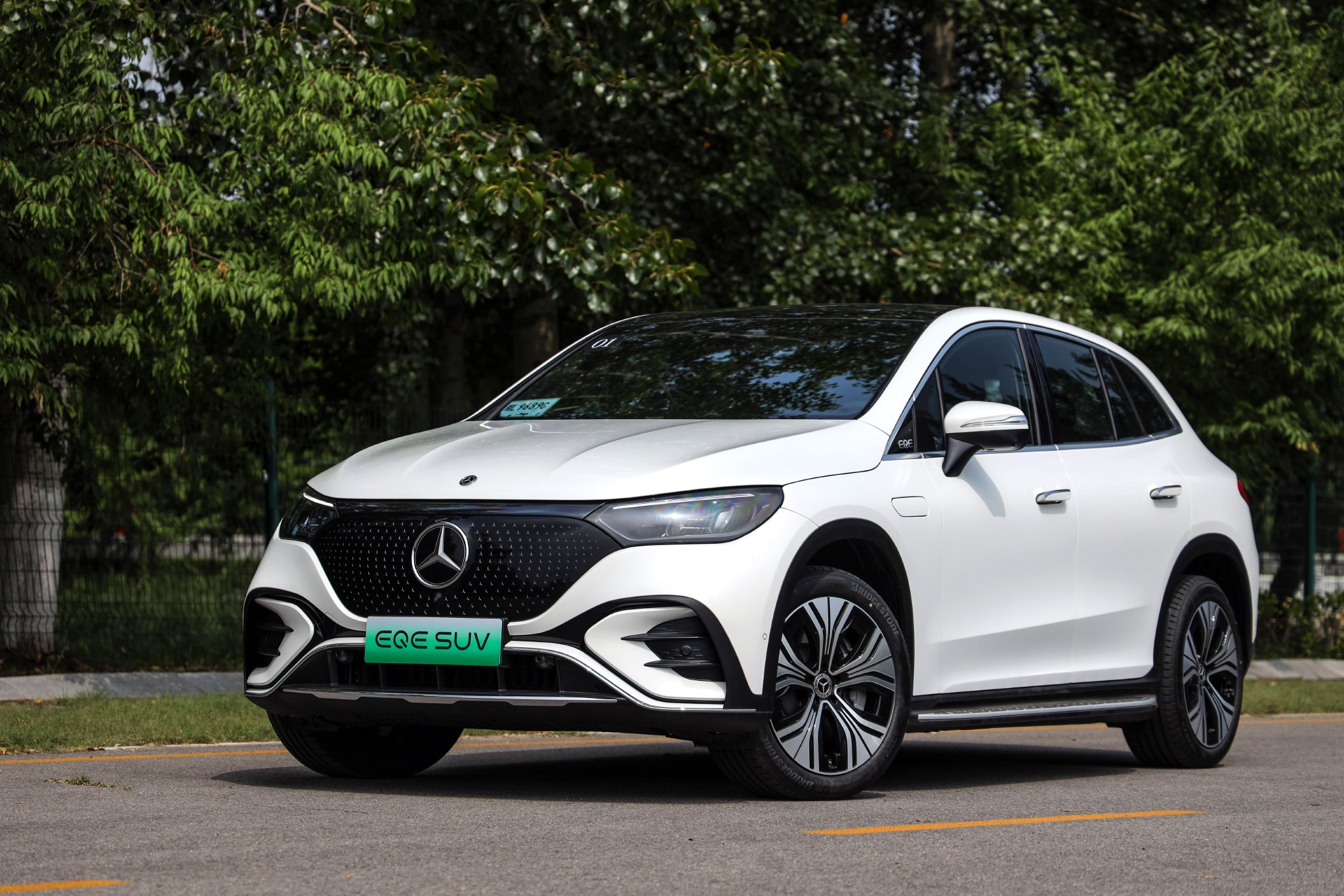 2024 Mercedes EQE Electric SUV: Performance, Range, and Luxury Redefined