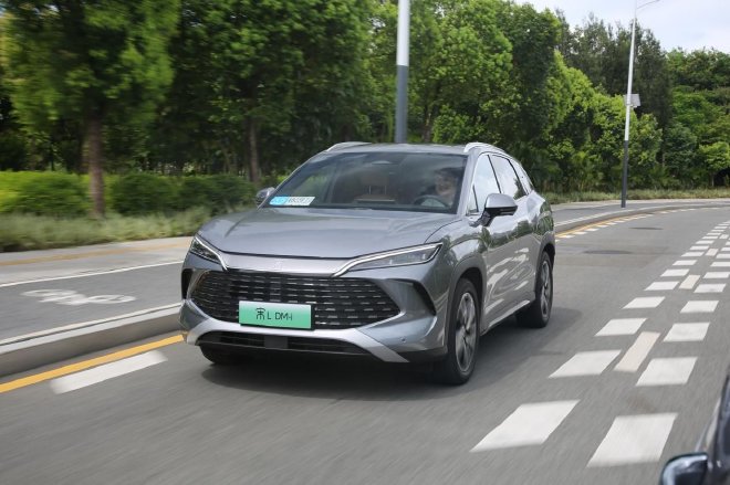 BYD Song L DM-i: Revolutionizing Hybrid Efficiency with 2.32L/100KM