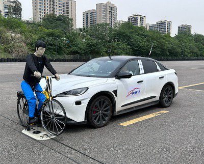 Discover the Alpha S Pre-Edition PRO: Smart Driving Revolution for 256,800 Yuan