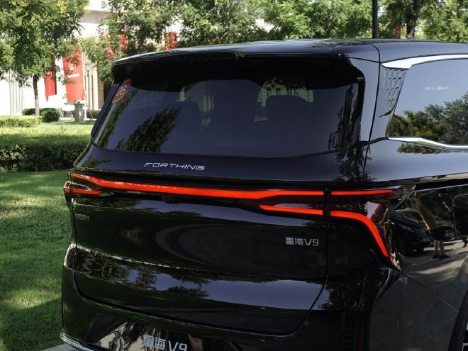 2023 MPV Market Surge: The Rise of Plug-in Hybrids and Family-Focused Designs