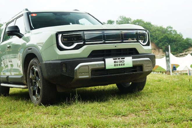 Explore the Beijing BJ30: The Ultimate Hybrid for Your Family Road Trip